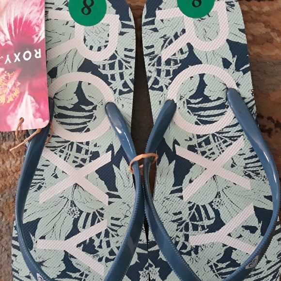 3x*Host Pick*Roxy adorable flip flop sandals - Picture 10 of 16